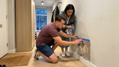 Vochtplek op de muur? Deze aluminiumfolie-test geeft binnen 24 tot 48 uur verrassend veel duidelijkheid